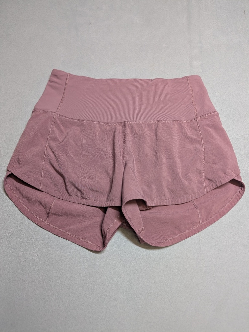 Lululemon Speed Up Shorts - Size 2
